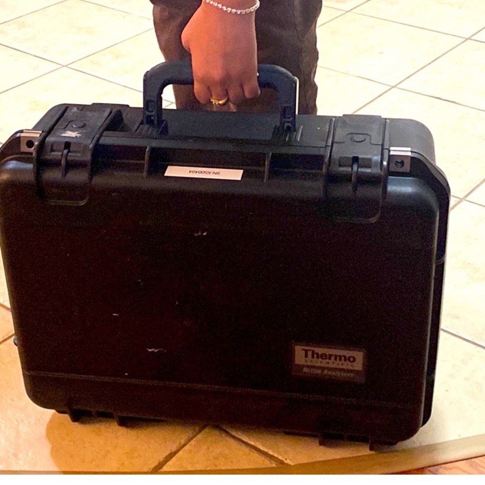 Pelican Waterproof Case - 21x 16x 7